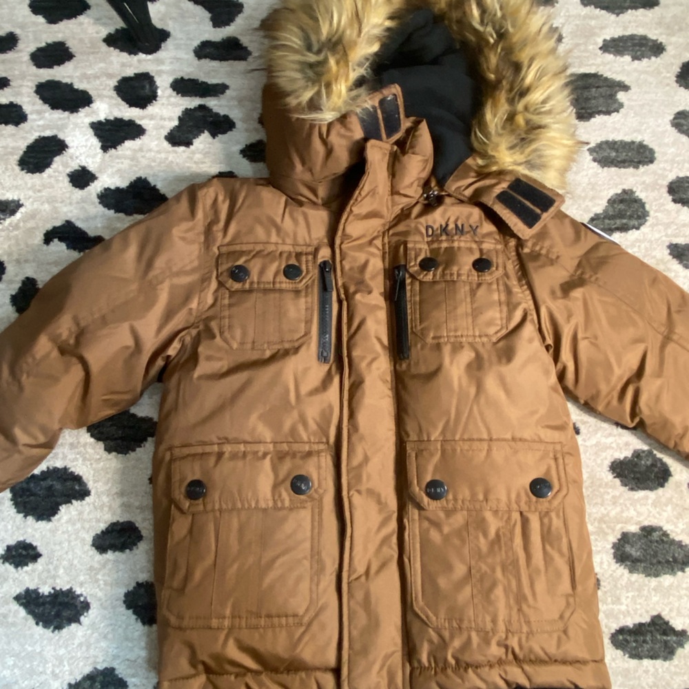 DKNY winter coat with fur trim hood - brown - boys size 5/6